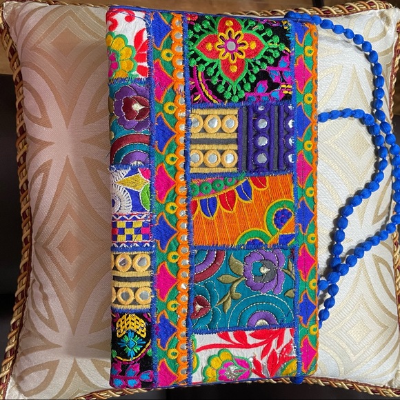 Handmade women’s crossbody bag. - Picture 2 of 6